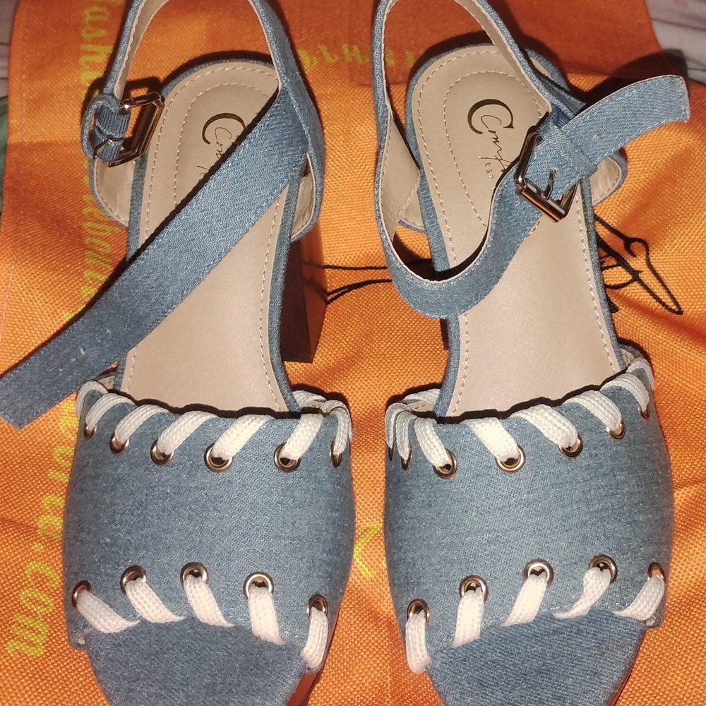 Comfortiva Blue Denim-Look Ankle Strap Sandals with White Lacing